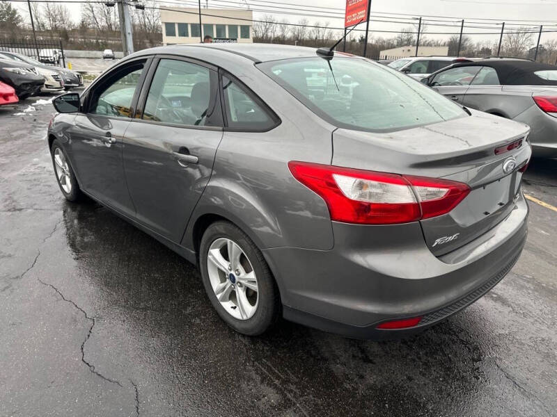 2014 Ford Focus SE