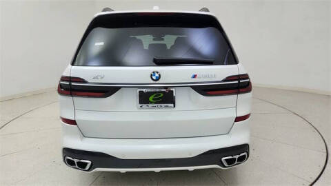 2025 BMW X7 M60i