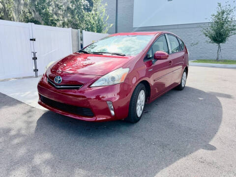 2014 Toyota Prius v Three
