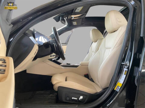 2023 BMW 3 Series 330e