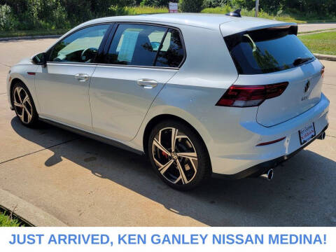 2024 Volkswagen Golf GTI SE