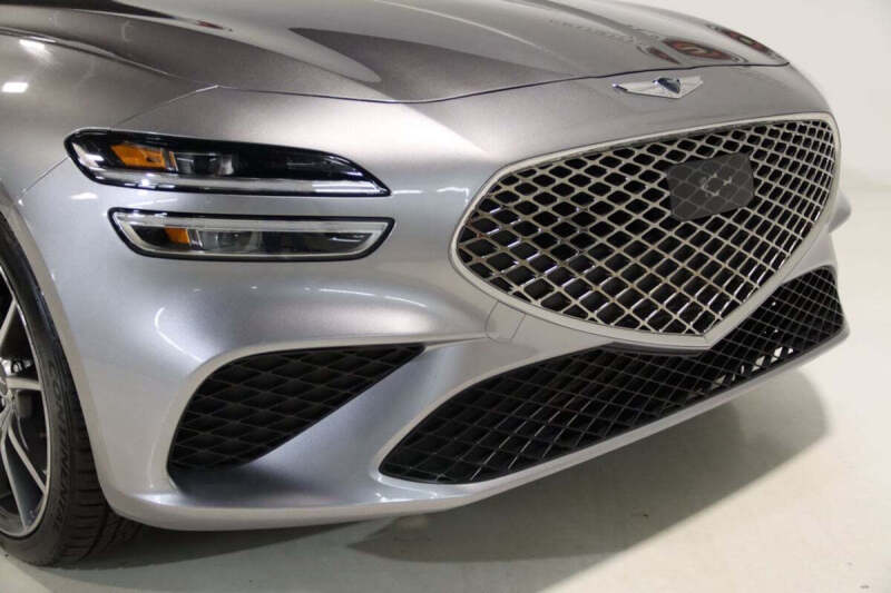 2023 Genesis G70
