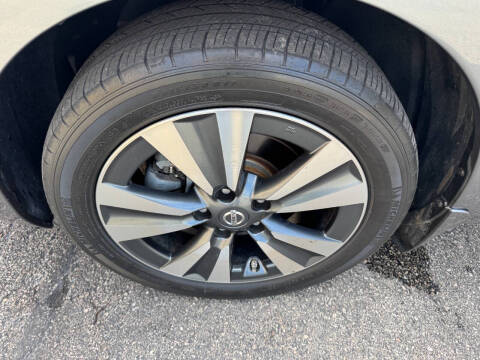 2017 Nissan LEAF SV