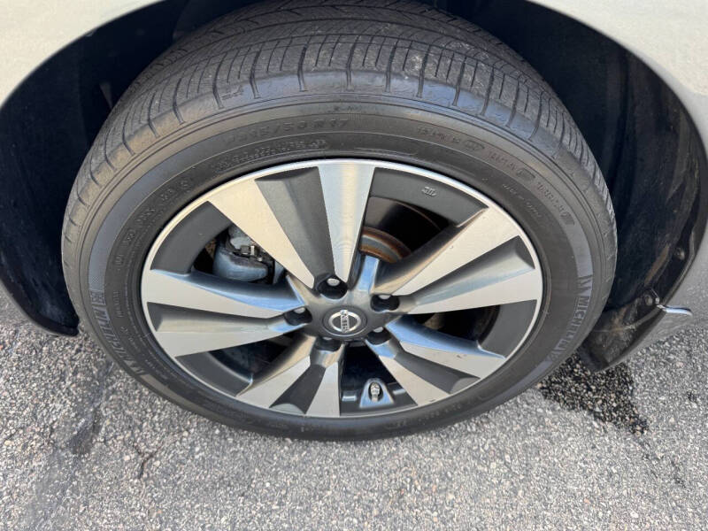 2017 Nissan LEAF SV