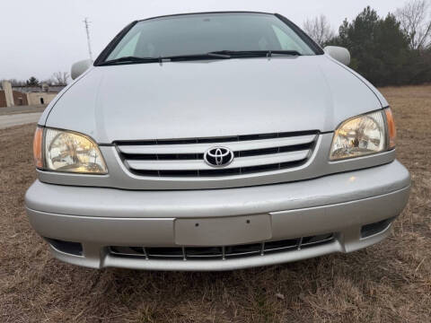 2002 Toyota Sienna LE