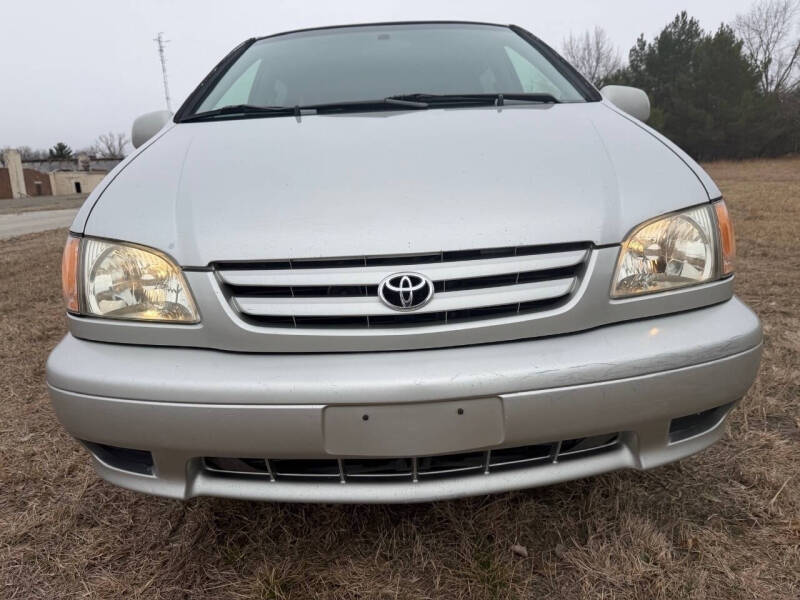 2002 Toyota Sienna LE