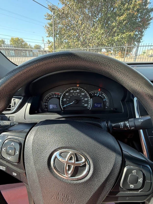 2015 Toyota Camry LE