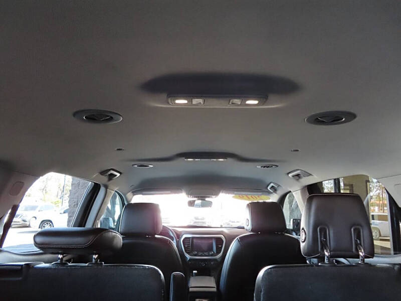 2019 GMC Acadia SLT-1