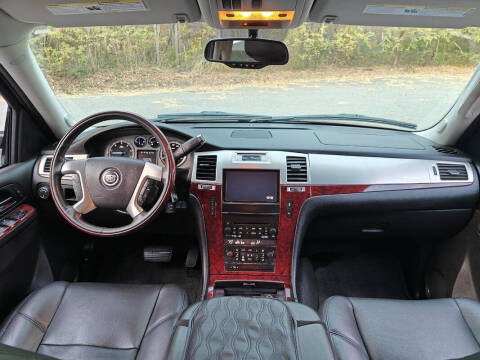 2014 Cadillac Escalade Luxury