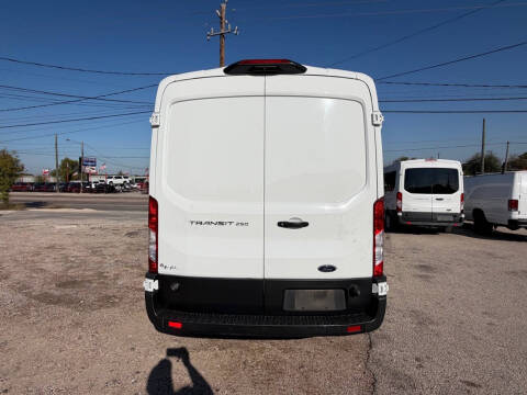 2020 Ford Transit 250