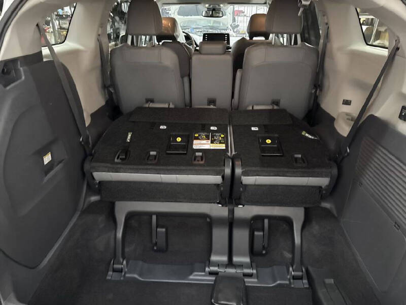 2024 Toyota Sienna