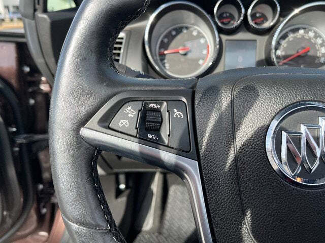 2016 Buick Cascada 33