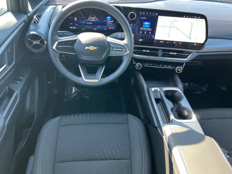 Used 2025 Chevrolet Equinox EV LT with VIN 3GN7DLRP7SS158441 for sale in Wood River, IL