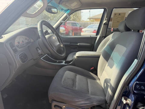 2005 Ford Explorer Sport Trac XLT