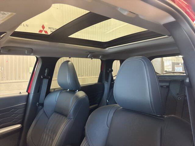 2026 Mitsubishi Outlander SEL