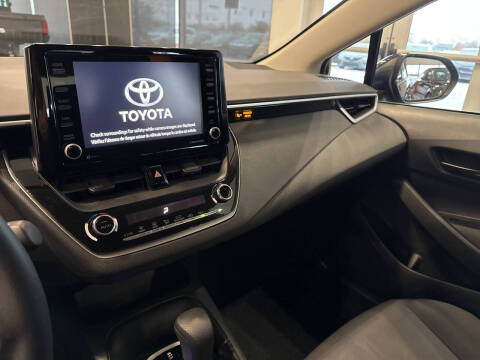 2022 Toyota Corolla LE