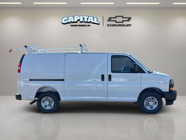 2025 Chevrolet Express 2500