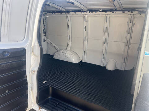 2024 Chevrolet Express 2500