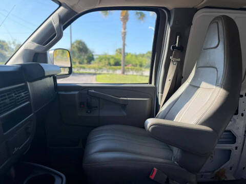 2020 Chevrolet Express 2500