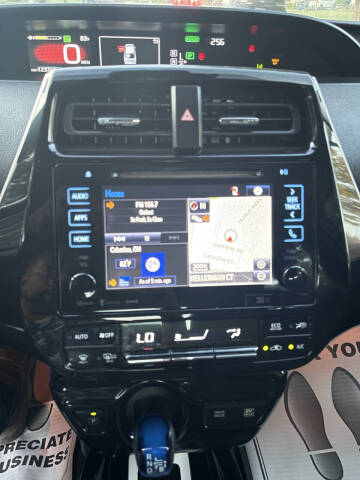 2016 Toyota Prius Three Touring