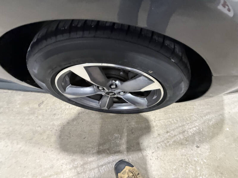 2016 Ford Mustang V6