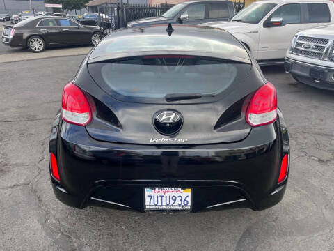 2016 Hyundai Veloster