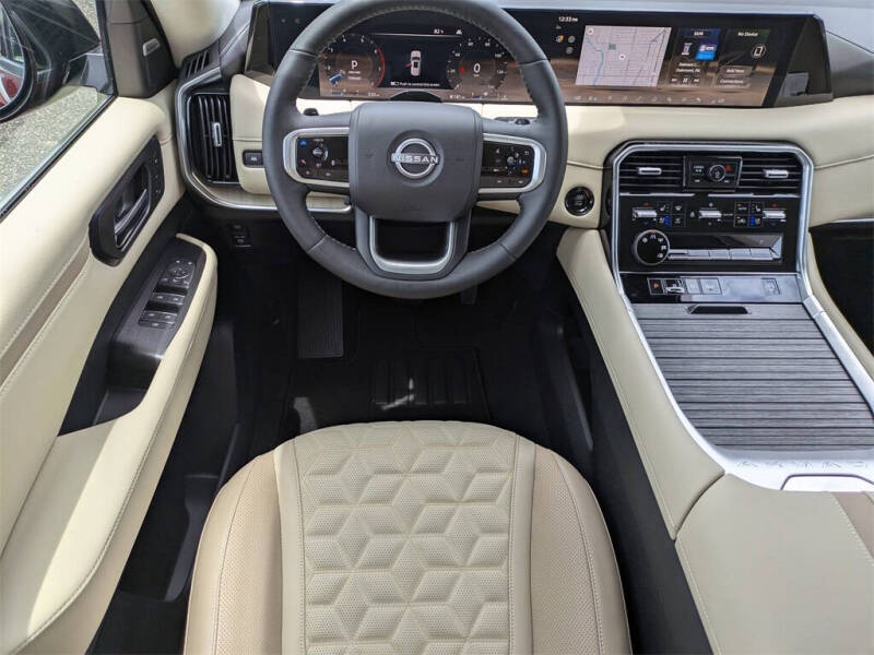 2025 Nissan Armada Platinum