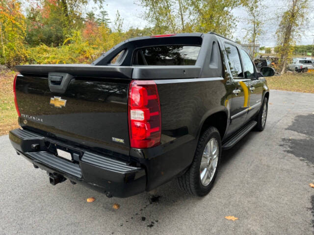 2009 Chevrolet Avalanche for sale at Derry Auto Superstore in Derry, NH