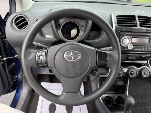 2010 Scion xD