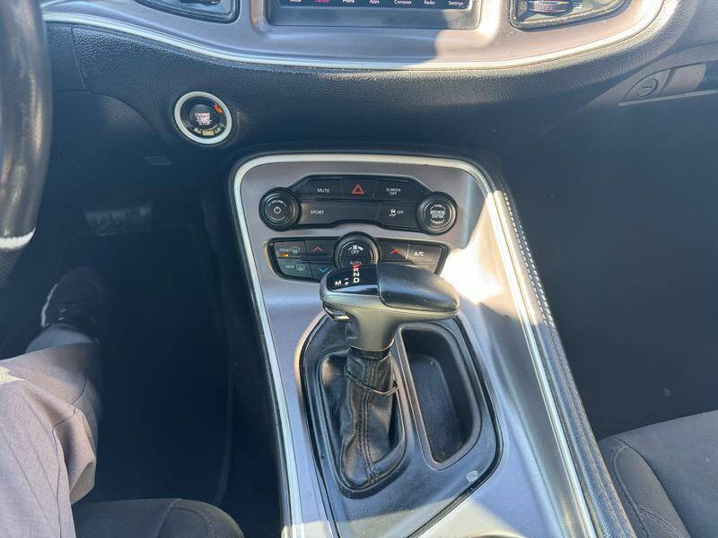 2019 Dodge Challenger SXT