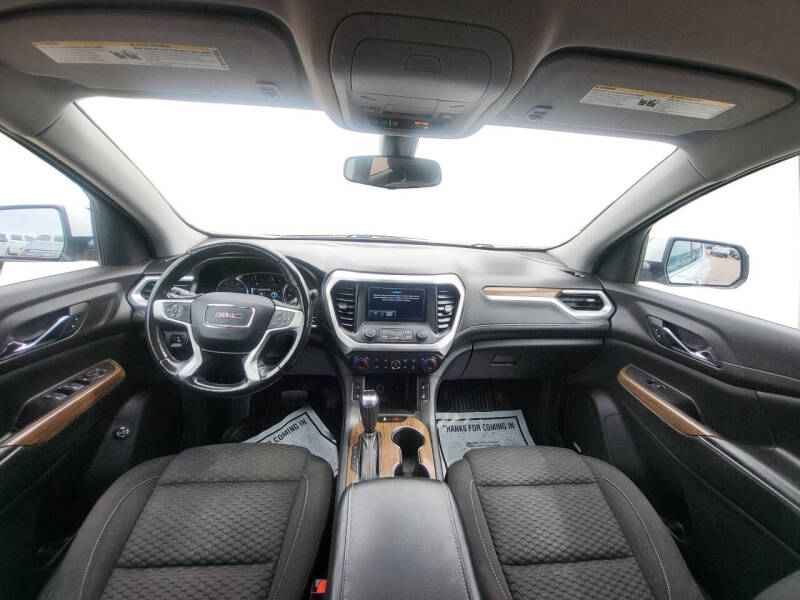 2019 GMC Acadia SLE-2