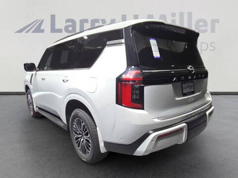 2025 Nissan Armada Platinum