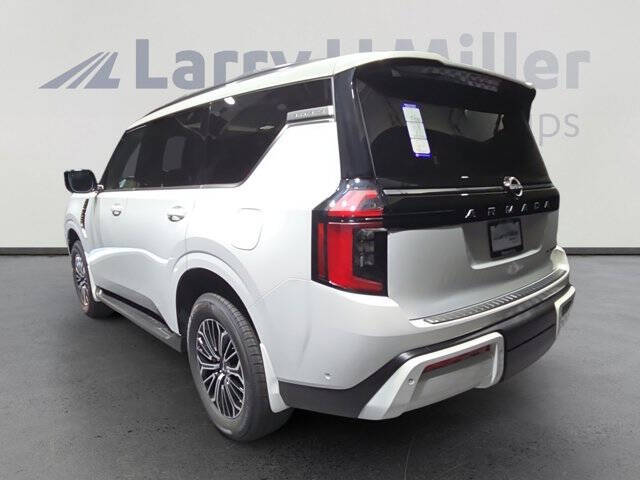 2025 Nissan Armada Platinum