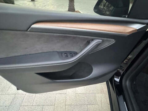2024 Tesla Model Y Performance