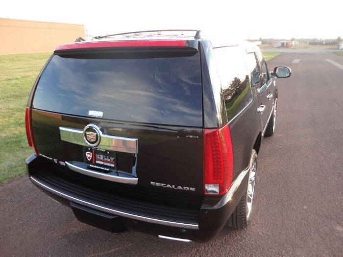 2013 Cadillac Escalade Platinum Edition