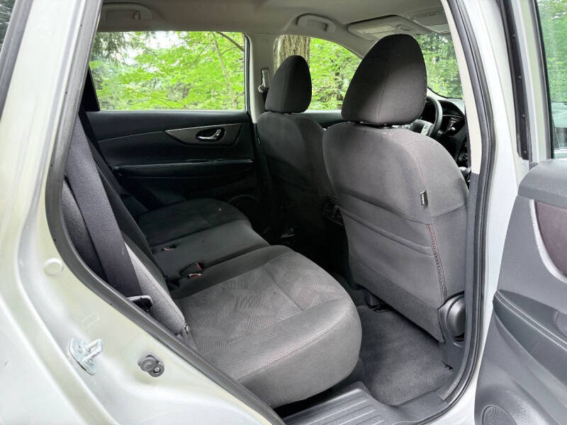 2016 Nissan Rogue S