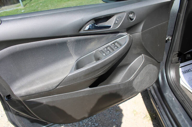 2018 Chevrolet Cruze LT Auto