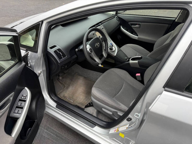 2012 Toyota Prius Two