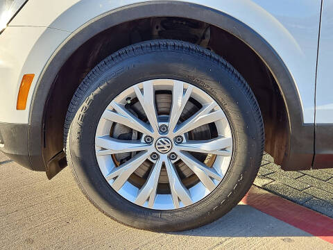 2019 Volkswagen Tiguan S