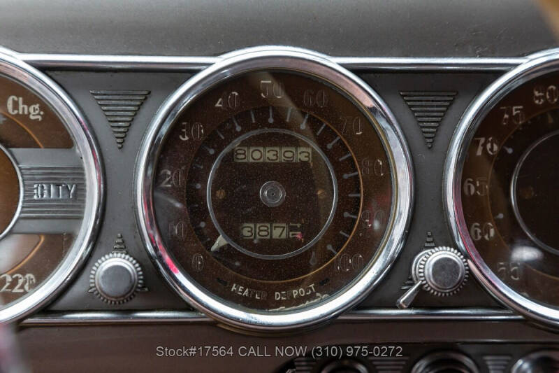 1938 Packard Super 8