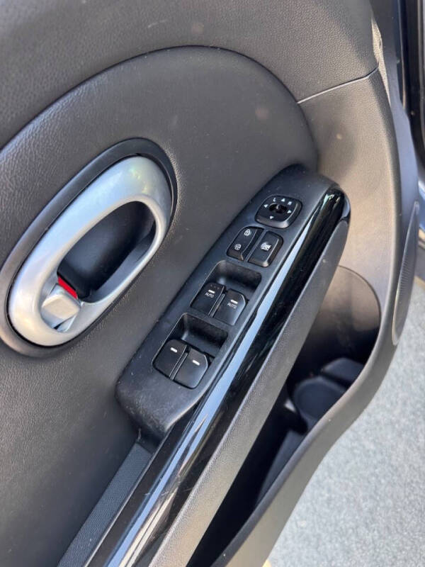2016 Kia Soul !