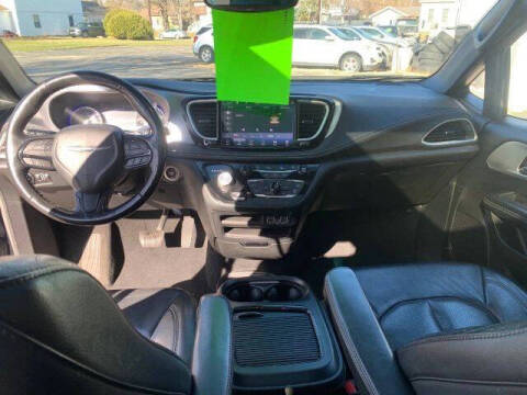 2021 Chrysler Pacifica Touring L