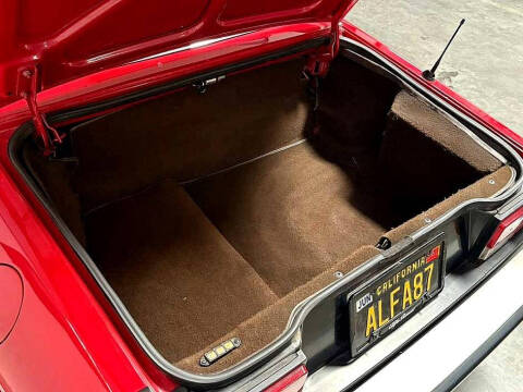 1987 Alfa Romeo Spider Graduate