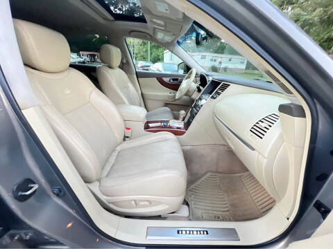 2011 Infiniti FX35