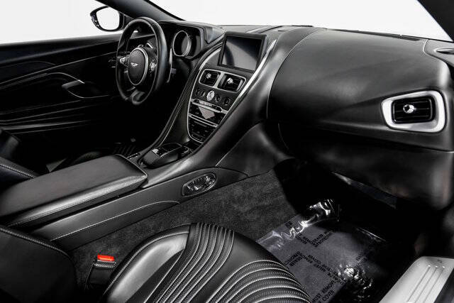 2017 Aston Martin DB11