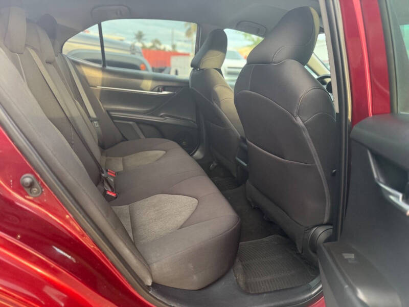 2022 Toyota Camry LE