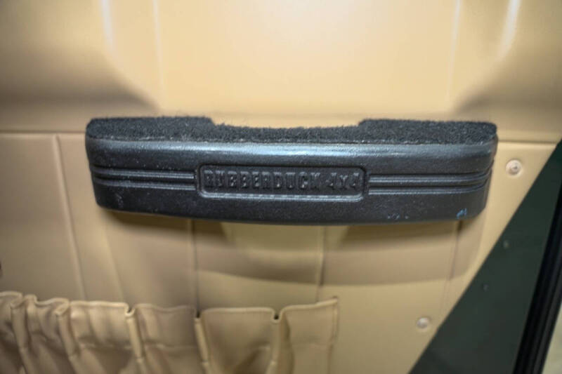 1998 AM General Hummer Hard Top