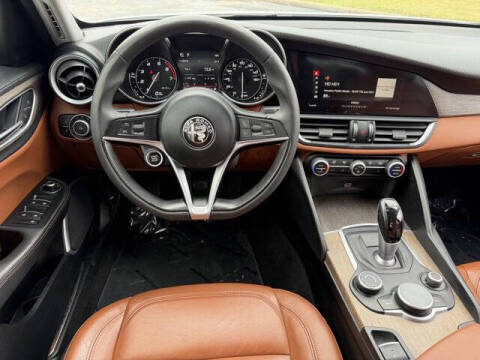 2017 Alfa Romeo Giulia Ti