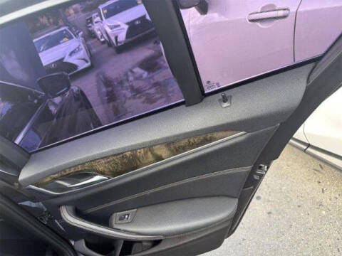 2019 BMW 5 Series 540i