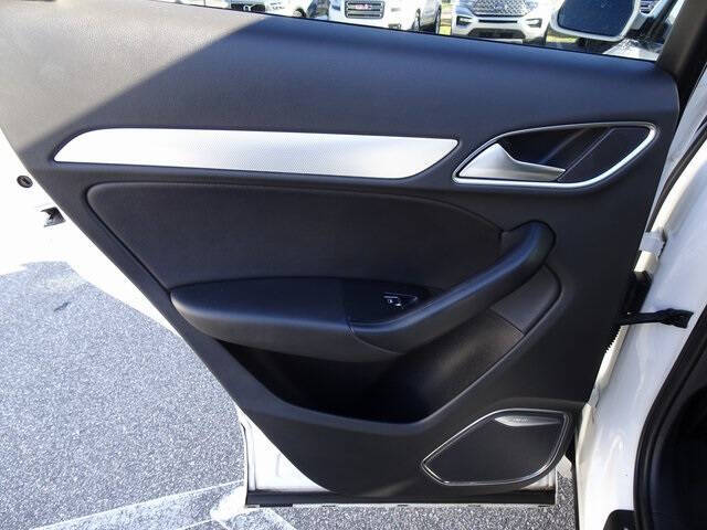 2015 Audi Q3 2.0T quattro Prestige